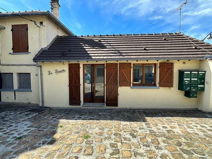 Gîte pour 3 personnes, animaux acceptés à Ferrières-en-Brie