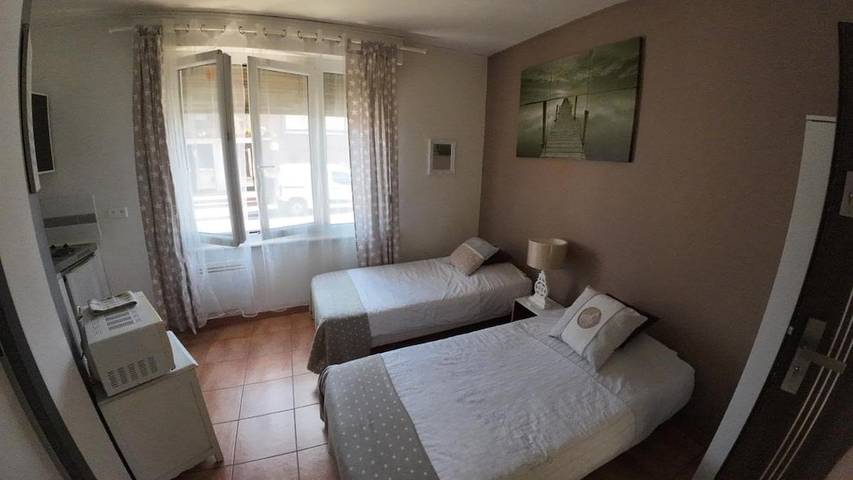 Gîte pour 3 personnes, avec Jardin dans Mastaing