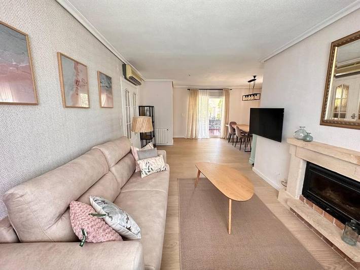 Chalet para 8 personas, con Balcón y Terraza además de Jardín y Piscina en Campo de Turia - 4