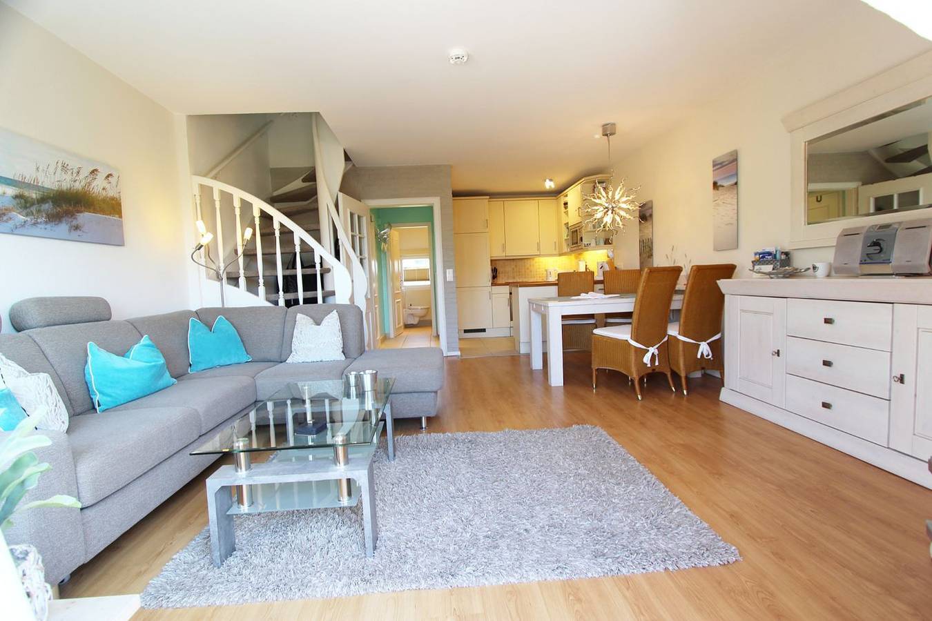 Ganze Wohnung, In warmen Farbtönen gestaltetes Ferienappartement in herrlich ruhiger Lage in Wenningstedt, Sylt