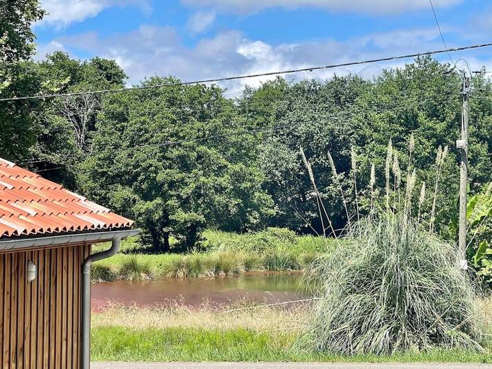 Location de vacances pour 4 personnes, avec jardin ainsi que vue sur le lac et vue, animaux acceptés à Tosse - 2