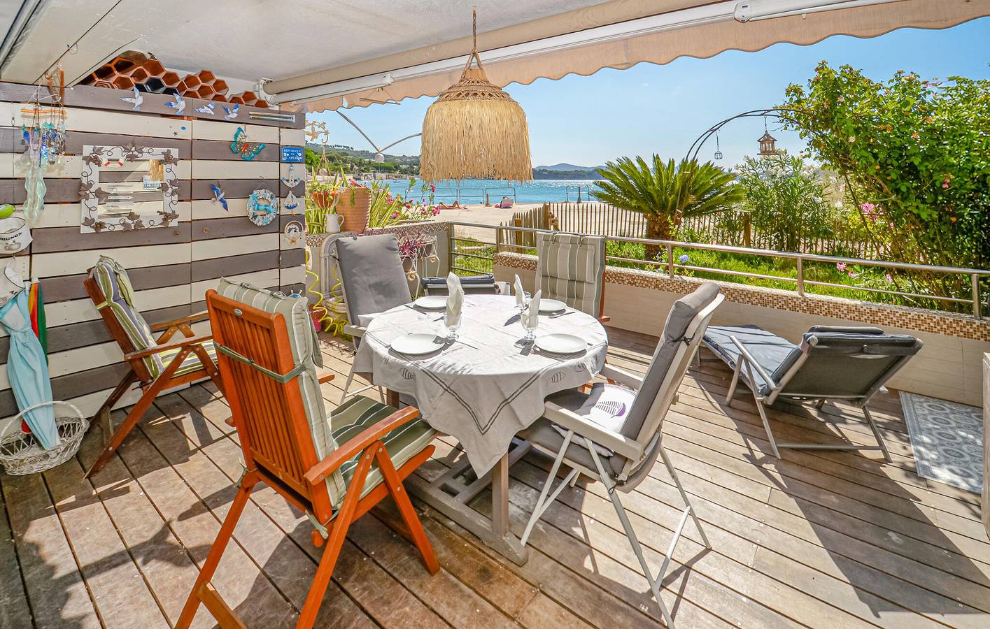 Appartement de vacances entier, Appartement vue mer avec Wifi, AC, Parking et Terrasse - 800m de la plage in La Ciotat, Région de Marseille