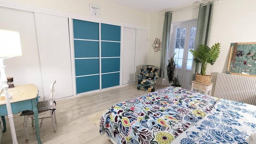 Location de vacances pour 8 personnes, avec jardin ainsi que vue et piscine, animaux acceptés à Jurançon - 3