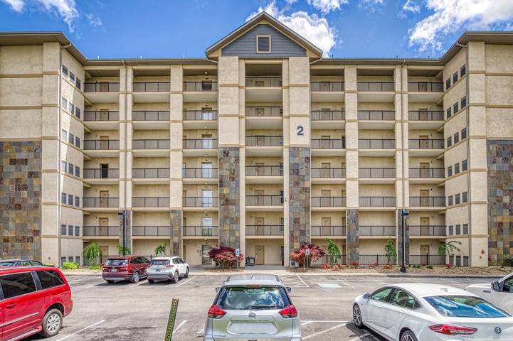 Vacation rental for 6 people, with pool and balcony in Pigeon Forge