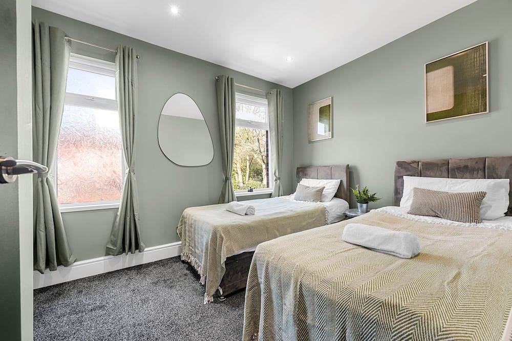 Stunning Bolton Abode – Pool Table & Free Parking in Bolton, Grand Manchester
