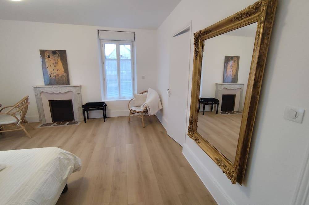 Le Clos Saint-Crépin, your charming house with garden in the town center in Château-Thierry, Aisne