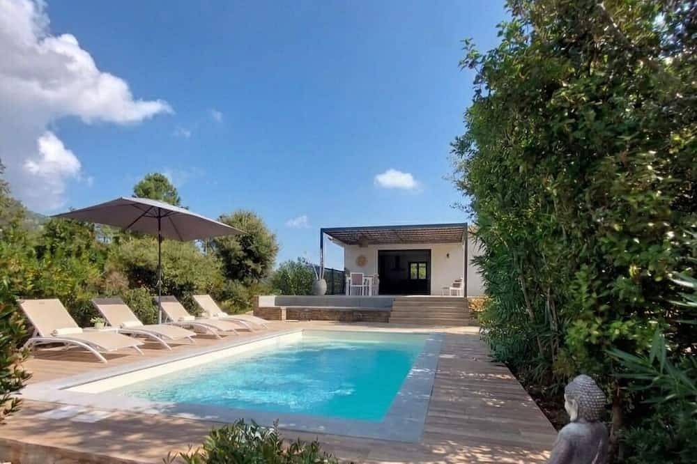 \"Casa Nellia - New luxury villa - Heated swimming pool. in Zonza, Sartène und Umgebung
