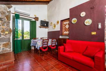 Agriturismo per 5 Persone in Piedimonte Etneo, Catania e dintorni, Foto 4