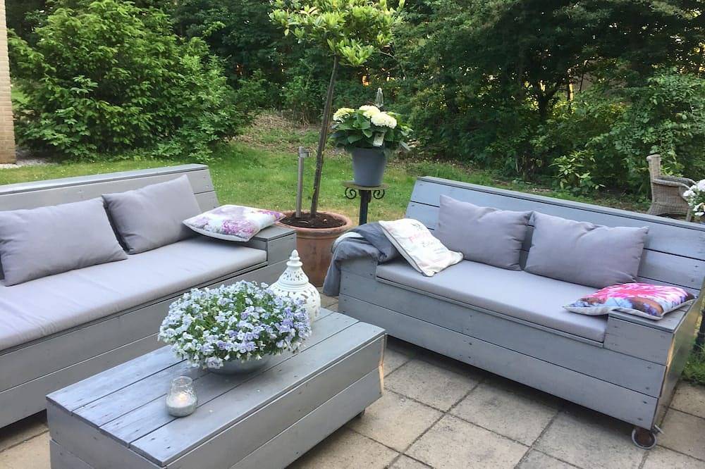 Villa for 4 Guests in Den Haag, North Sea Netherlands