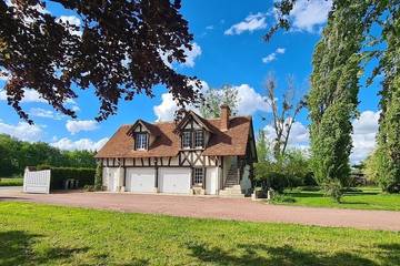 Gîte pour 4 personnes, avec jacuzzi à Huisseau-sur-Mauves