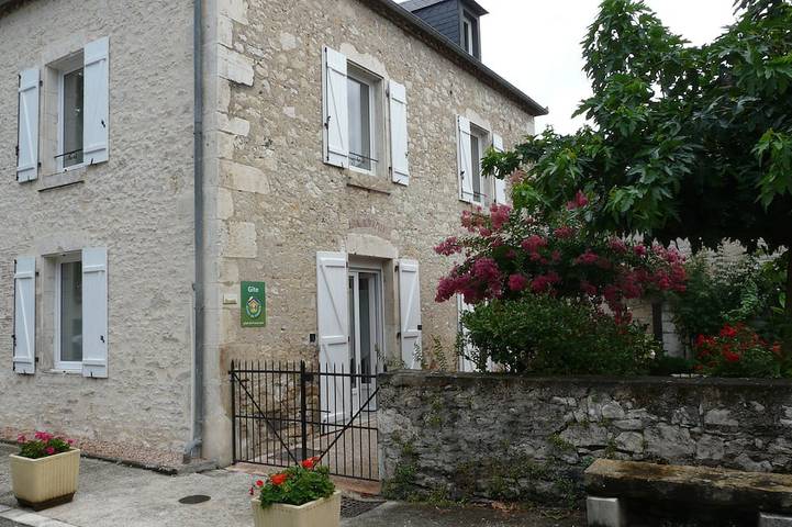 Location de vacances pour 4 personnes, avec Terrasse et Jardin à Saint-Sozy