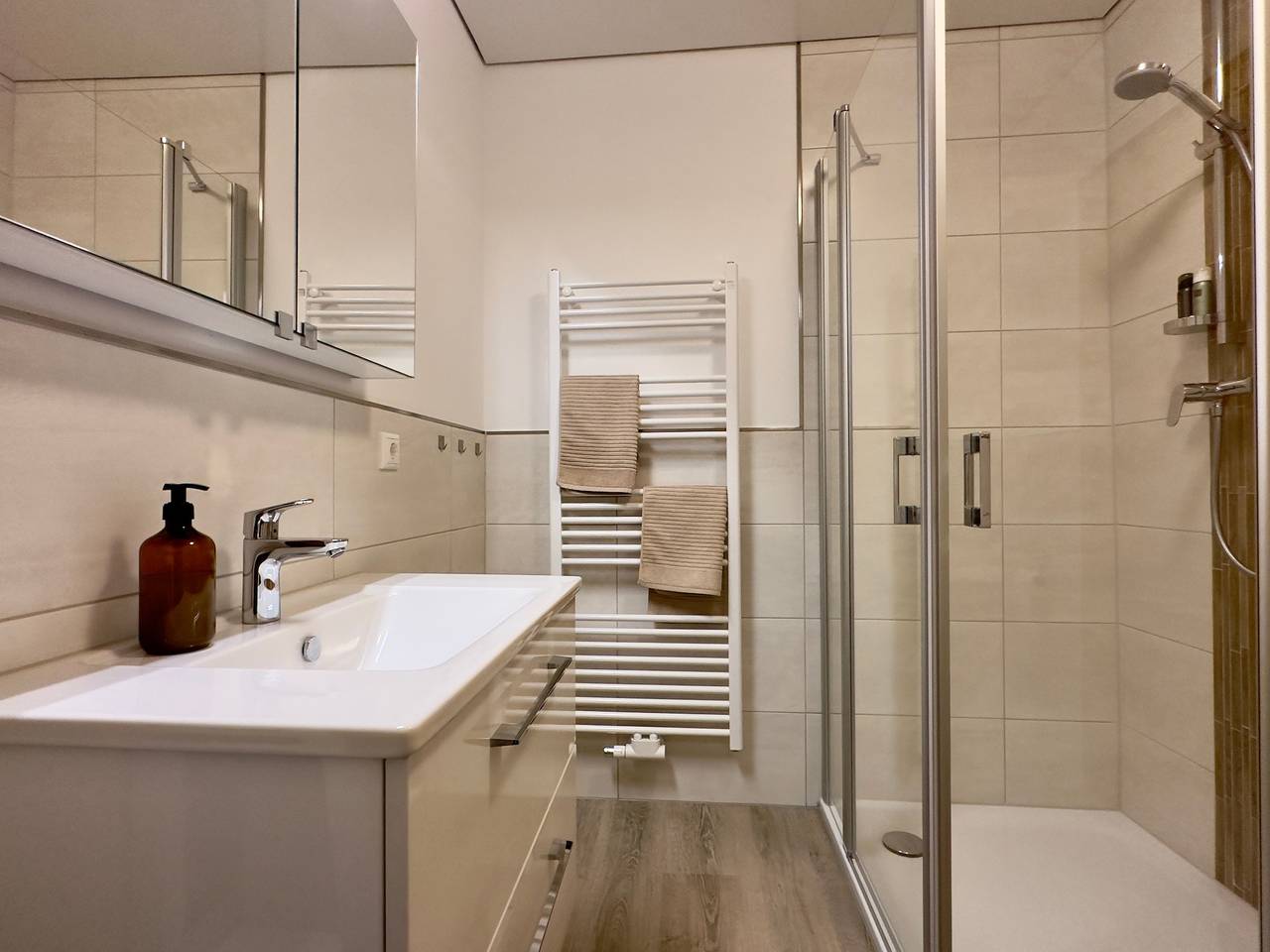 Ganze Ferienwohnung, Knusthof Lafrenz - Brückenblick in Westfehmarn, Fehmarn