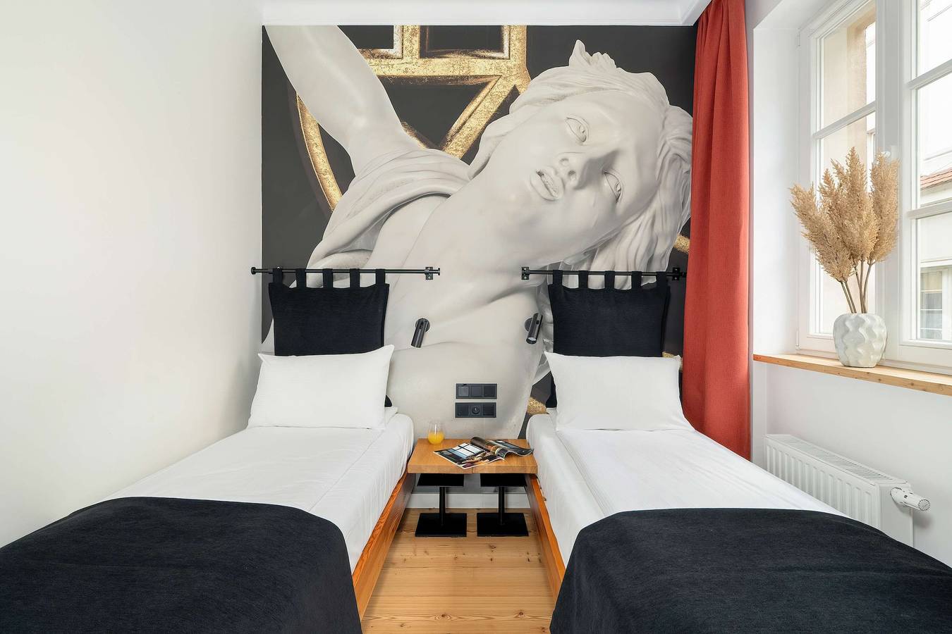 Entire apartment, Stylish Apartment Close to the Market | Air Conditioning | Work Desk in Poznan, Greater Poland