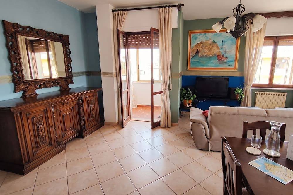 Appartamento intero, Casa Rosy Tropea: 150mq di Spazio e Freschezza tra Stazione, centro e lungomare in Tropea, Provincia di Vibo Valentia