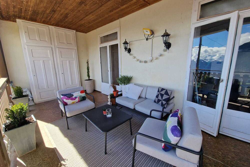 Appartement entier, Stunning views of Swiss Alps in this contemporary and stylish apartment. in Leysin, Alpes Vaudoises