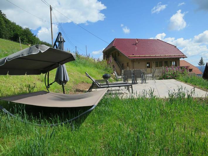 Ferienwohnung für 4 Personen, mit Balkon und Terrasse sowie Garten in Hofstetten