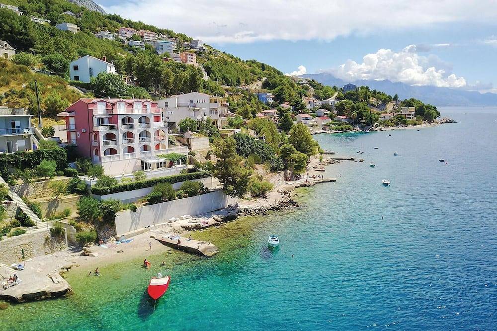 Ganze Wohnung, Schöne 1-Zimmer-Wohnung in Stanici in Celina, Omis-Riviera