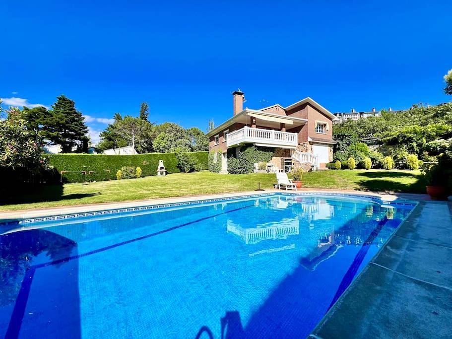 Four-Bedroom House in Becerril de la Sierra, Área Metropolitana de Madrid