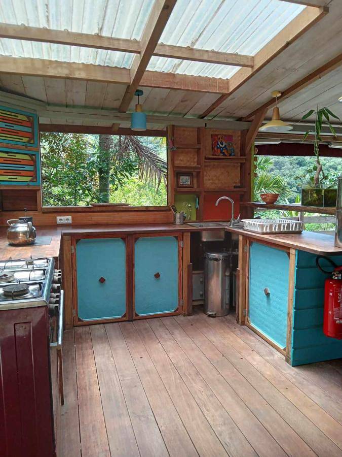 Gîte pour 4 personnes, avec jardin et vue, animaux acceptés à Païta - 2