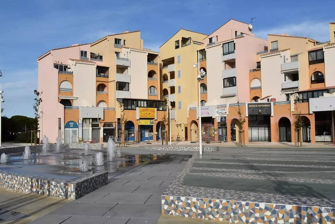 Entire apartment, Appt T2 Cab Or Mezz 6 sleeping accommodations Port Leucate in Port Leucate, Leucate