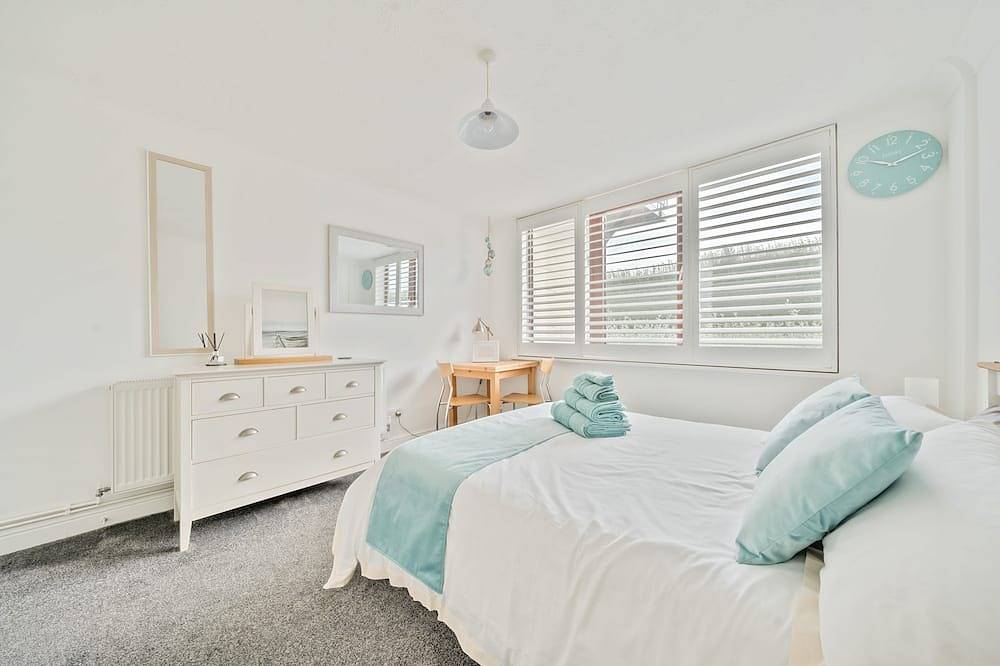 Ganze Wohnung, Stone's throw from beach and forest, country walks in Middleton-on-Sea, West Sussex