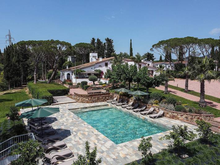 Casa rural para 28 personas, con Balcón y Jardín en Maresme