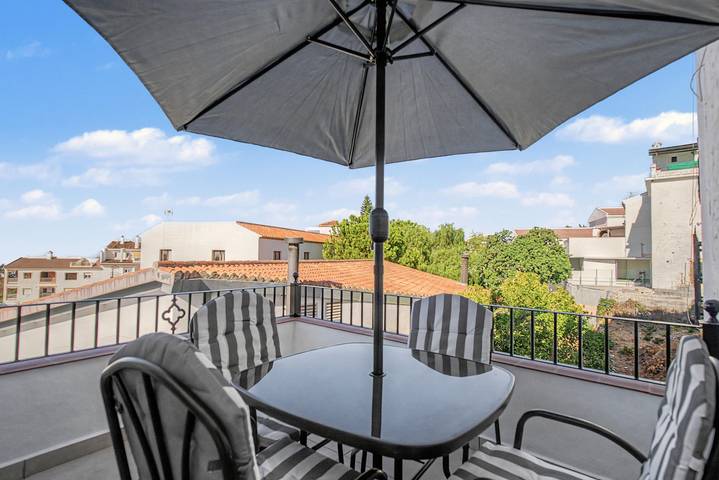 Holiday Home 'Limon' with Private Terrace, Wi-Fi and Air Conditioning in Cómpeta, Málaga Provinsen