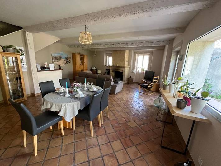 Chambre d’hôte pour 2 personnes, avec vue ainsi que piscine et jardin, adapté aux familles à Argeliers - 2