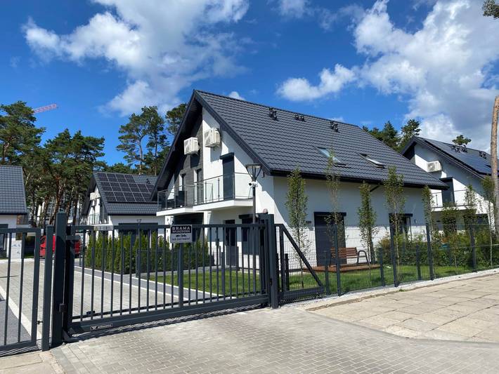 Ferienhaus für 4 Personen, mit Balkon und Terrasse sowie Garten