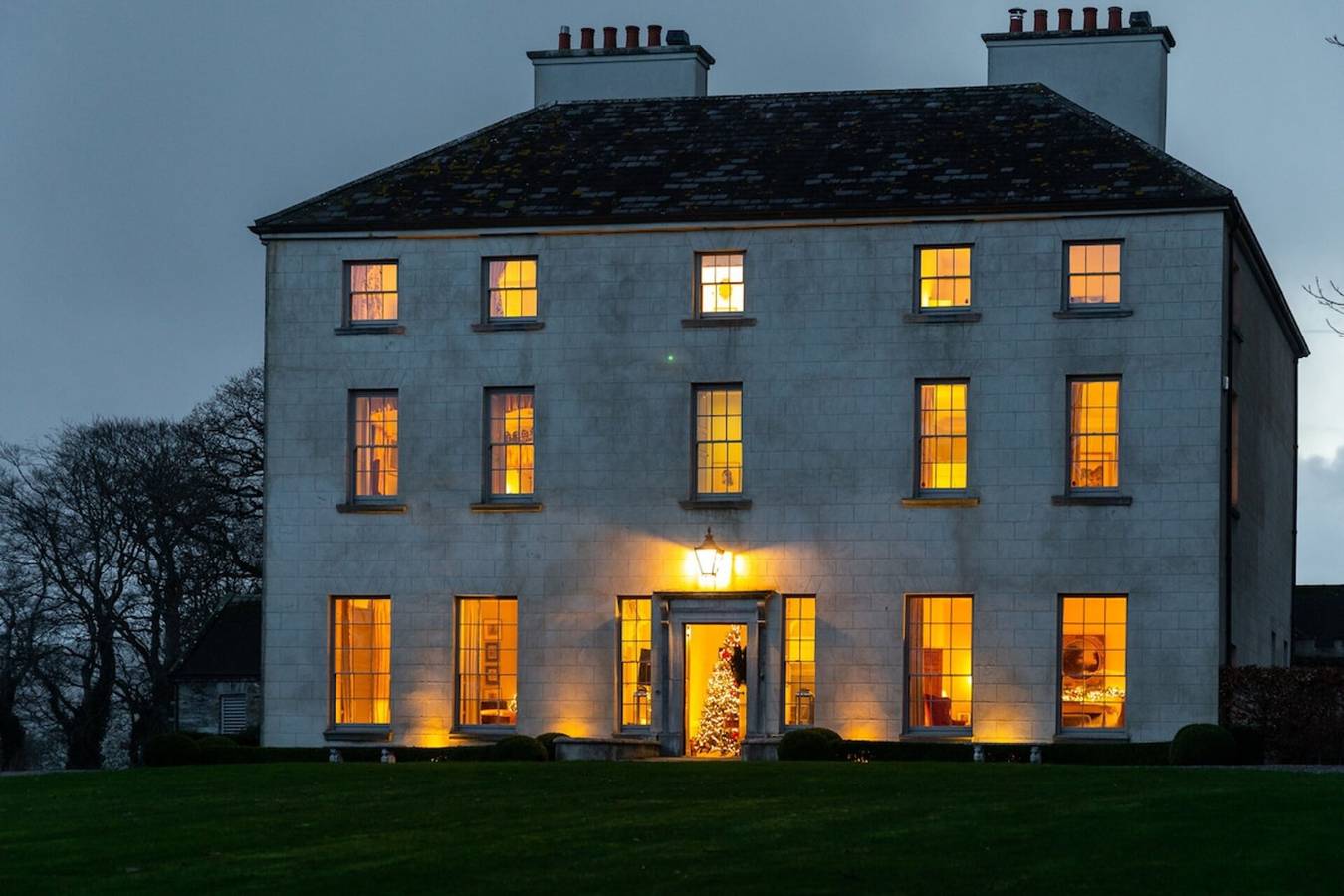 Holiday Rental for 12 People in Iveragh Peninsula