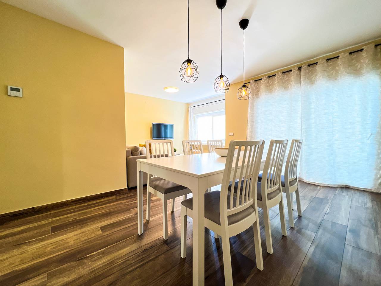 Entire apartment, Holiday apartment for 4 people with balcony in Els Pins Blanes, Blanes