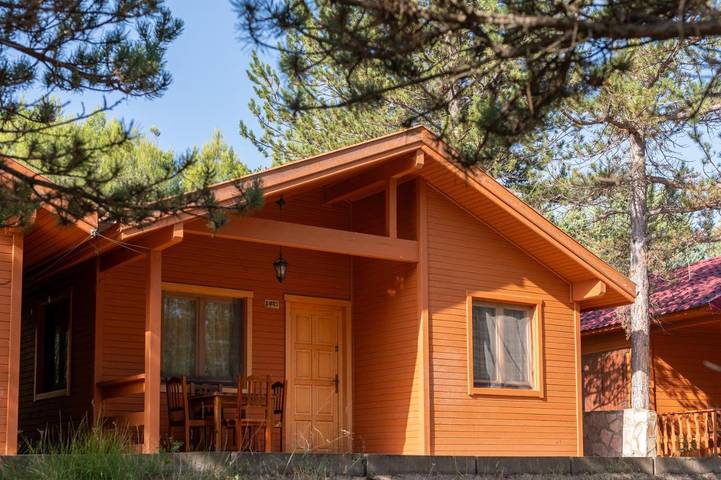 Camping para 4 personas, con Terraza además de Jardín y Vistas en Provincia de Teruel