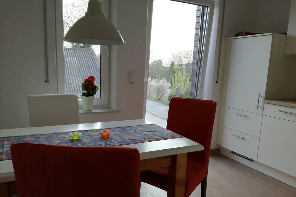 Schöne gemütliche Ferienwohnung mit Balkon  im Ferienhaus  Zur Alten Maar — Bild 4