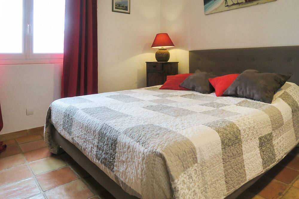 Maison Miel - Tres Habitaciones Villa, Capacidad 6 in Spéracèdes, Costa mediterránea (Francia)