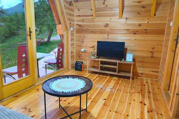 Bungalow für 4 Personen in Montenegro, Bild 4
