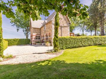 Gîte pour 4 personnes, avec jardin à Villedieu-les-Poêles