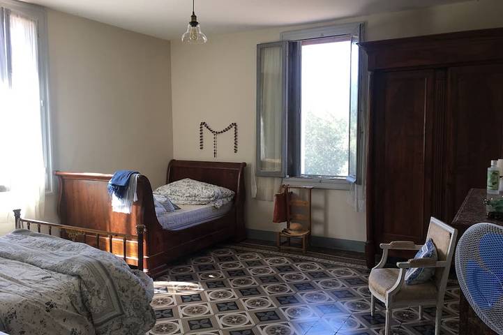 Location de vacances pour 15 personnes, avec balcon ainsi que jardin et piscine à La Tour-sur-Orb - 3