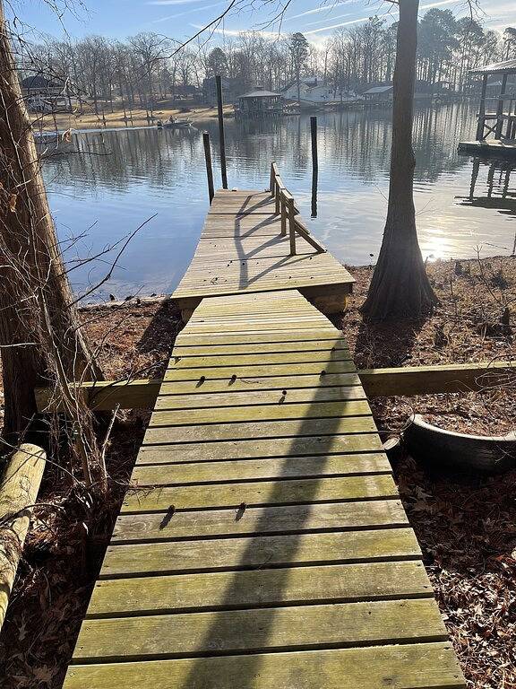 Waterfront two bedroom cottage with ample parking in Zwolle (USA), Toledo Bend Reservoir