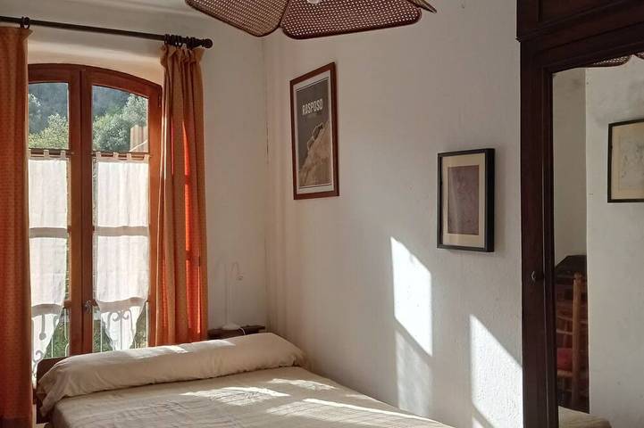 Gîte pour 8 personnes, avec jardin et piscine à Sumène - 4