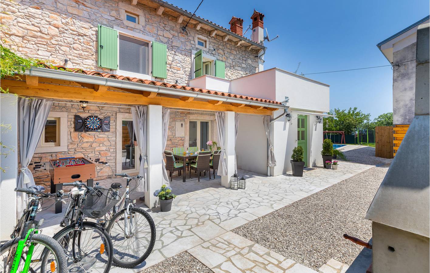 Ferienhaus für 6 Personen mit Terrasse in Peruski, Südküste Istrien