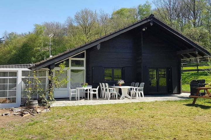 Ferienhaus für 4 Personen, mit Garten in Nümbrecht