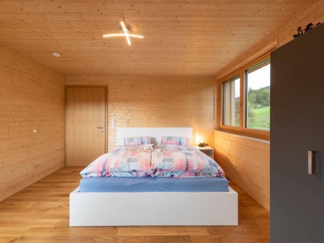 Ganze Wohnung, Ruhig mit einem herrlichen Blick auf die Berge. in Schwarzenberg, Bodensee-Vorarlberg