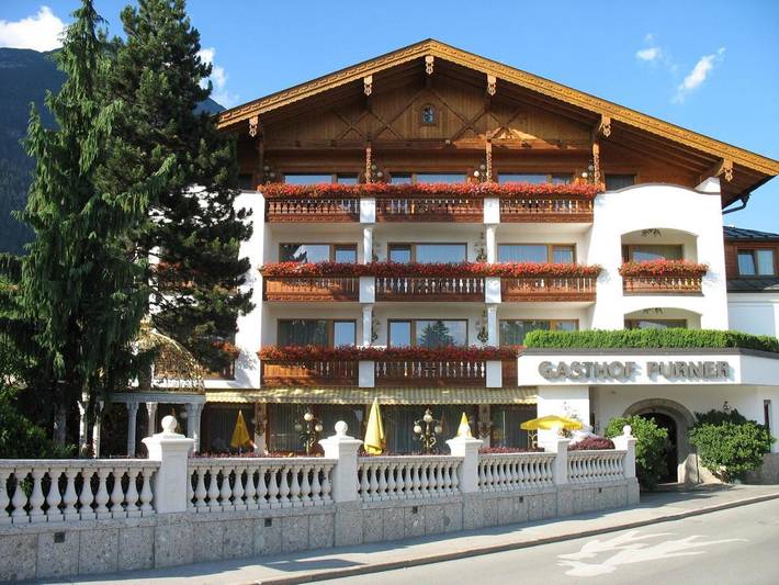 Hôtel pour 3 personnes, avec jardin ainsi que vue et sauna, animaux acceptés