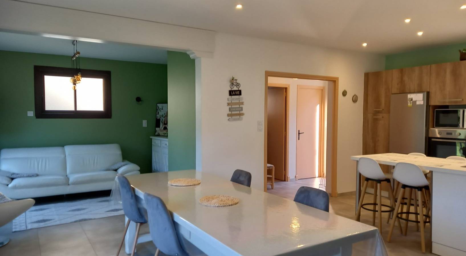 Gite de charme, vue exceptionnelle Les anémones in Le Rozier, Région de Florac