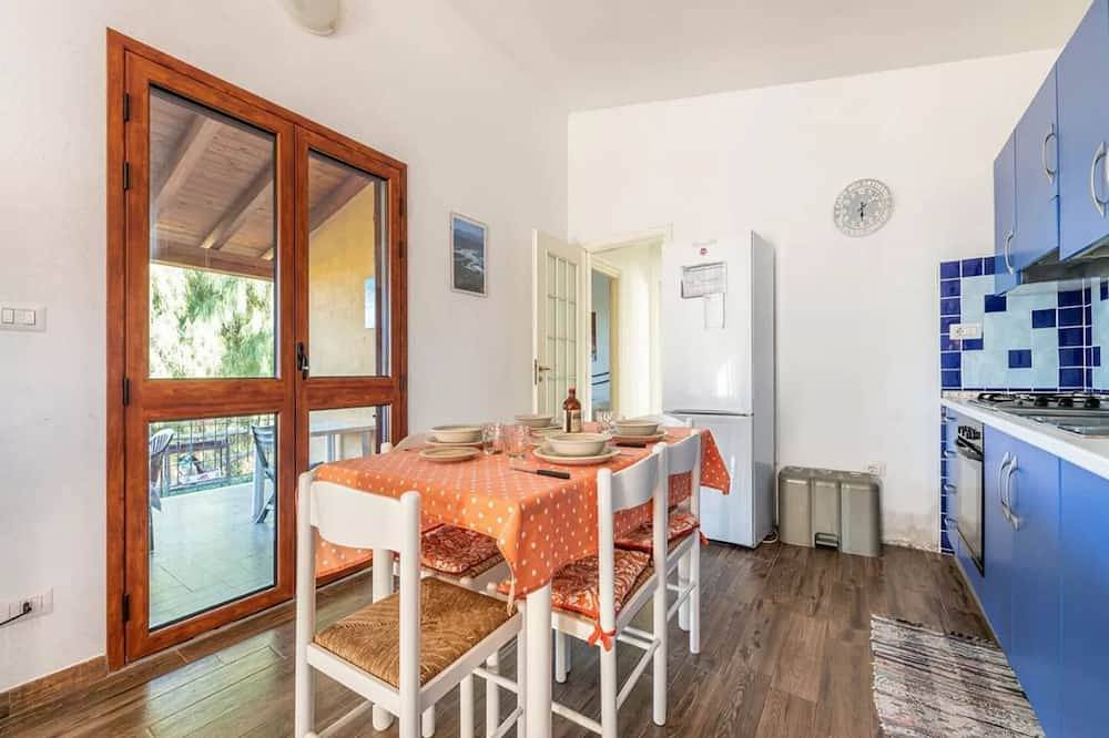 Herrliche und geräumige Villa in Capo Comino in S'ena E Sa Chitta, Siniscola