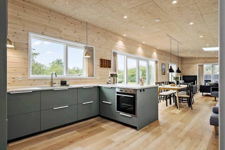 Ferienhaus für 9 Personen, mit Terrasse und Whirlpool sowie Garten und Sauna, kinderfreundlich in Kollerup Strand - 3