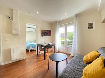 Gîte pour 3 personnes, avec jardin à Jouy-en-Josas