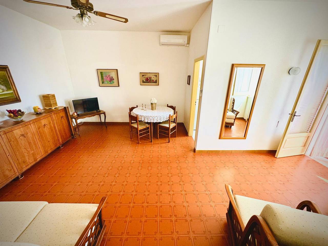 Ganze Wohnung, Apartment 'Trande' mit Balkon, Wlan und Klimaanlage in Leuca, Castrignano del Capo