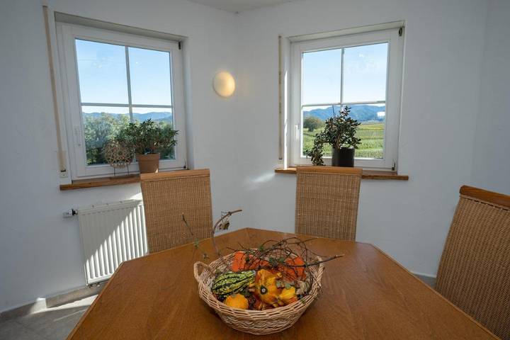 Hotel für 2 Personen, mit Terrasse und Garten sowie Ausblick in Heitersheim - 4