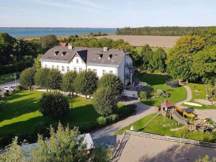 Ferienhaus für 4 Personen, mit Garten und Sauna in Altenpleen